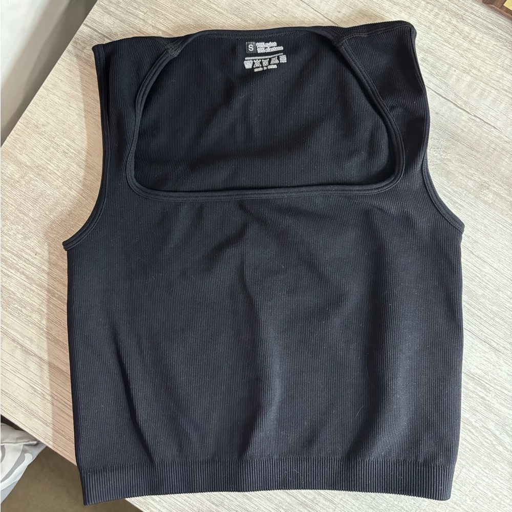 Black Sleeveless Women's Top